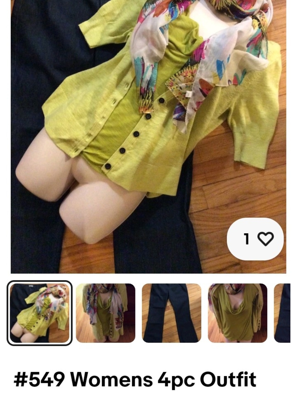 #549 Womens 4pc Outfit. Sz M/L